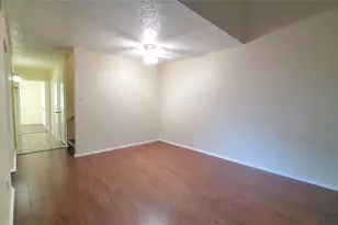 208 Village N Dr, Richardson, TX 75081 - Photo 7