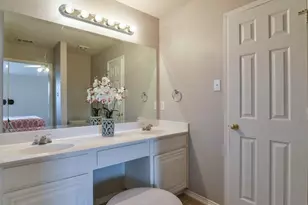 12429 Seven Eagles Ln, Fort Worth, TX 76028 - Photo 11