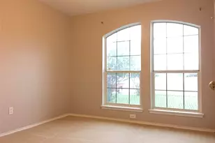 12429 Seven Eagles Ln, Fort Worth, TX 76028 - Photo 13