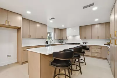 4216 Kelly Elliott Road, Arlington, TX 76016 - Photo 3