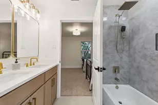 4216 Kelly Elliott Rd, Arlington, TX 76016 - Photo 11