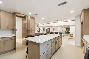 4216 Kelly Elliott Rd, Arlington, TX 76016 - Photo 17