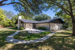 404 S Mayben St, Rising Star, TX 76471 - Photo 5