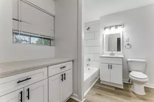 109 S Judkins St, Fort Worth, TX 76111 - Photo 15