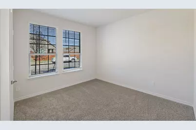 2808 Bluebird Court, Arlington, TX 76015 - Photo 15