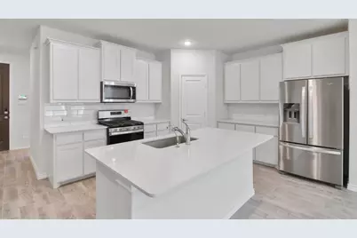 2816 Bluebird Court, Arlington, TX 76015 - Photo 5