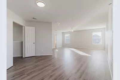 4901 Thorn Hollow Drive, Fort Worth, TX 76244 - Photo 9