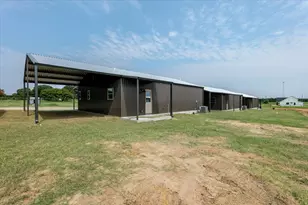 11 Maverick Loop, Lipan, TX 76462 - Photo 5