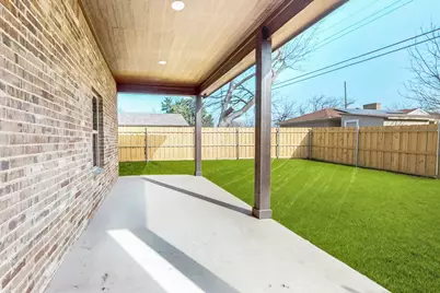 706 Poinsettia Drive, Lancaster, TX 75146 - Photo 9