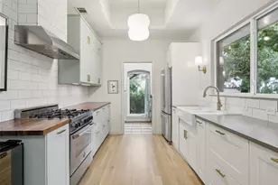 11203 Bushire Dr, Dallas, TX 75229 - Photo 13