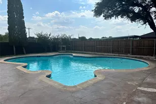 3710 Woodside Rd, Carrollton, TX 75007 - Photo 19