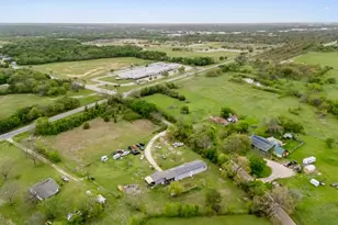 1128 County Rd 429, Cleburne, TX 76031 - Photo 5