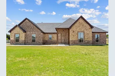 229 Etta Lane, Springtown, TX 76082 - Photo 1