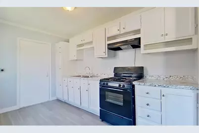 641 S Redford Lane, White Settlement, TX 76108 - Photo 9