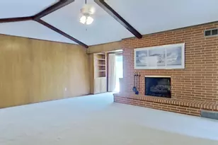 6301 Wrigley Way, Fort Worth, TX 76133 - Photo 7