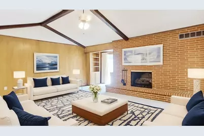 6301 Wrigley Way, Fort Worth, TX 76133 - Photo 5