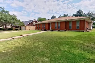 6301 Wrigley Way, Fort Worth, TX 76133 - Photo 3