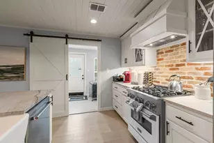 408 E Liberty St, Pilot Point, TX 76258 - Photo 15