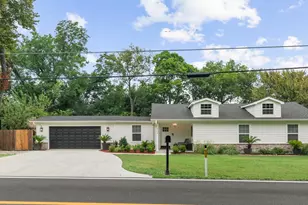 408 E Liberty St, Pilot Point, TX 76258 - Photo 1