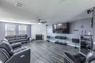 3239 Poppy Pl, Lancaster, TX 75134 - Photo 3