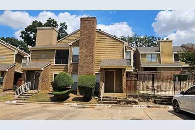 2117 Park Willow Lane #C, Arlington, TX 76011 - Photo 1