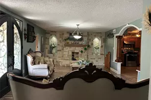 1352 Gillette St, Dallas, TX 75217 - Photo 5