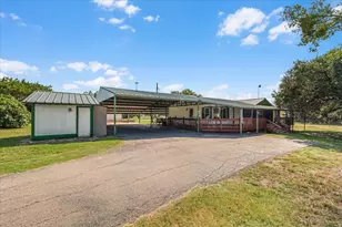 1849 Floyd Rd, Weatherford, TX 76087 - Photo 7