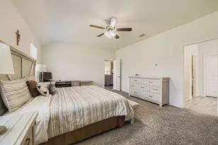 11301 Summer Rain Blvd, Aubrey, TX 76227 - Photo 19