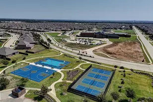 11301 Summer Rain Blvd, Aubrey, TX 76227 - Photo 31