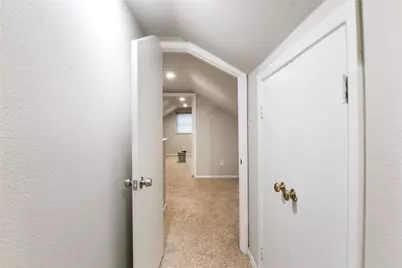 3317 W 5th Street, Fort Worth, TX 76107 - Photo 13