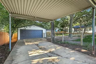 2020 Balsam St, Fort Worth, TX 76111 - Photo 27