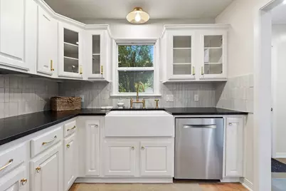 6117 Martel Avenue, Dallas, TX 75214 - Photo 13