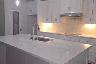 5812 Oakdale Dr, Fort Worth, TX 76119 - Photo 3