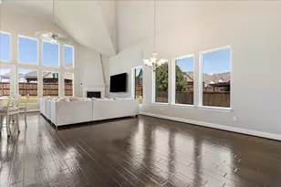 701 Auburn Ct, Savannah, TX 76227 - Photo 9