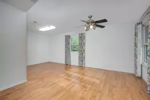 1027 Stanley St, Denton, TX 76201 - Photo 7