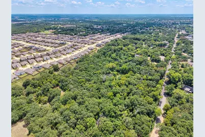 221 Sandy Lane, Fort Worth, TX 76120 - Photo 13