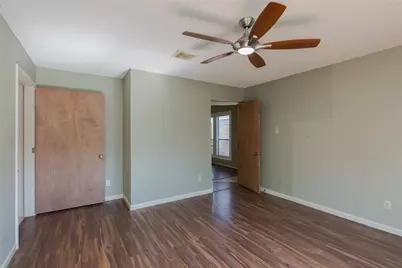 243 Teakwood Lane, Lewisville, TX 75067 - Photo 13
