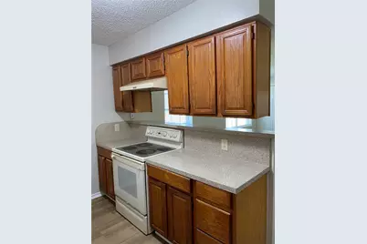 1112 Valley View Drive, Red Oak, TX 75154 - Photo 5