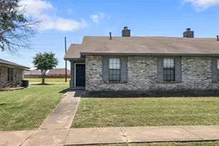 1112 Valley View Dr, Red Oak, TX 75154 - Photo 1