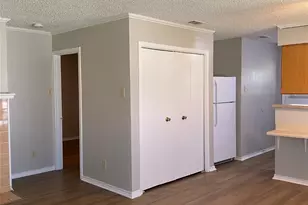 1112 Valley View Dr, Glenn Heights, TX 75154 - Photo 9