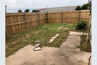 1016 Paintbrush Street, Mesquite, TX 75149 - Photo 17