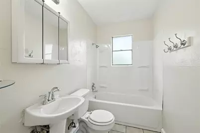 7225 Van Natta Lane, Fort Worth, TX 76112 - Photo 15