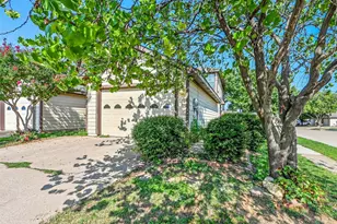 5200 Mountain Spring Trail, Fort Worth, TX 76123 - Photo 3