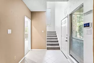 5813 Preston Valley Dr, Dallas, TX 75240 - Photo 9