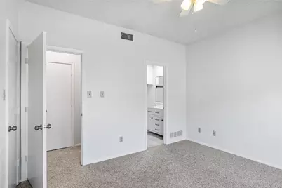 5813 Preston Valley Drive, Dallas, TX 75240 - Photo 19