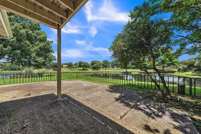 1827 Lakecrest Circle, Carrollton, TX 75006 - Photo 13