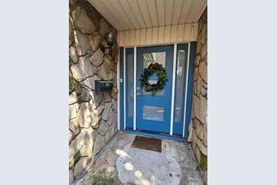 1827 Lakecrest Circle, Carrollton, TX 75006 - Photo 3