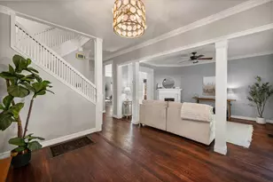 318 S Edgefield Ave, Dallas, TX 75208 - Photo 5