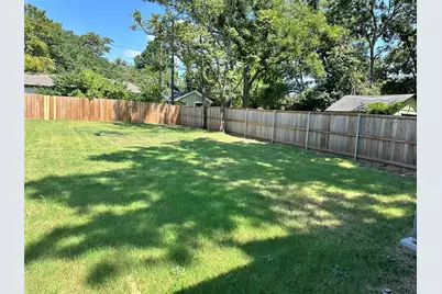 117 W Sears Street, Denison, TX 75021 - Photo 31