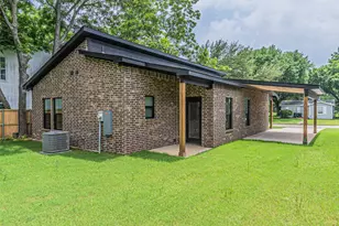 117 W Sears St, Denison, TX 75021 - Photo 5